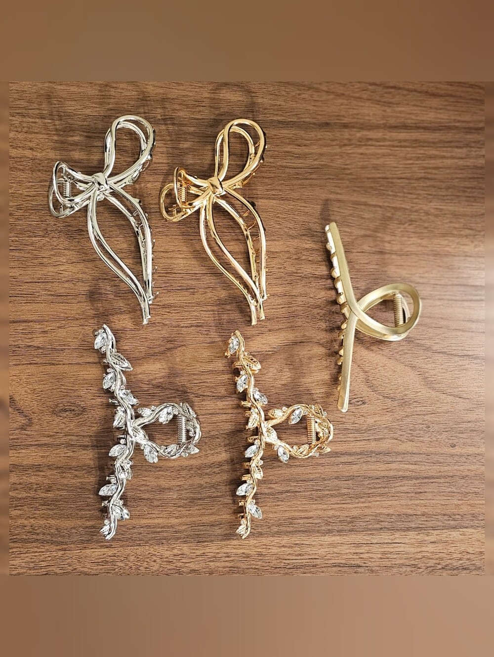 Five Gold/Silver Metal Claw Clips